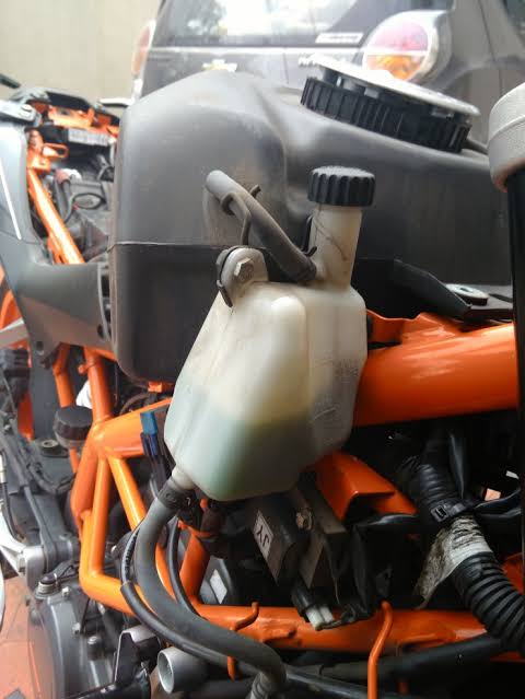 COOLANT TANK